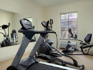 Baymont By Wyndham Henderson Hotel Facilities photo